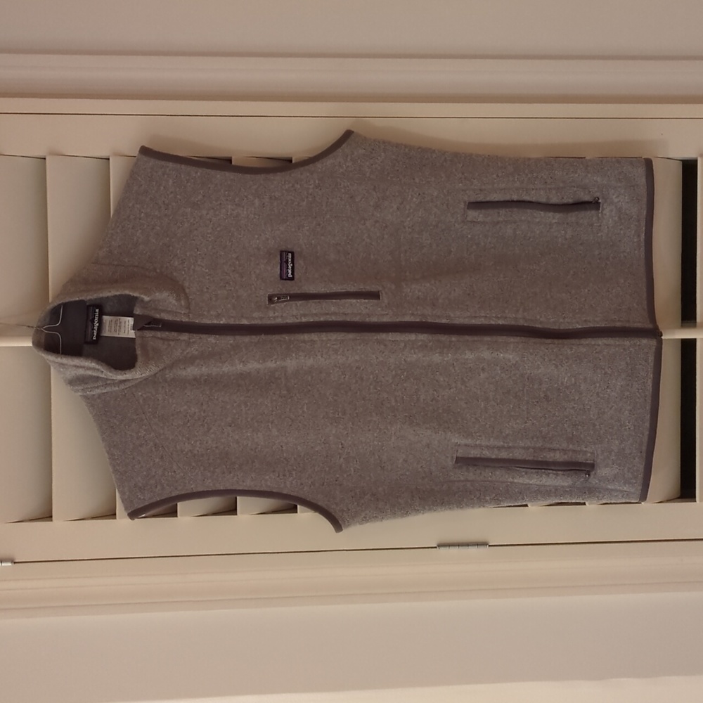 Patagonia Better Sweater Vest. Grey. Size L
